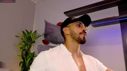 tony muscle1 online show from 05-09-26, 08:03