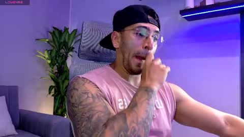 tony muscle1 online show from 06-25-26, 06:56