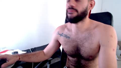 Snapshot of tony_okly chatting on 02-18-26, 06:26 Tony Okly online show from 02-18-26, 06:26