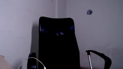 Snapshot of tony_okly chatting on 04-01-26, 04:46 Tony Okly online show from 04-01-26, 04:46