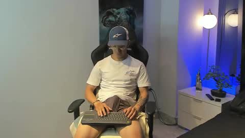 tony_petrov online show from 10-05-25, 05:28