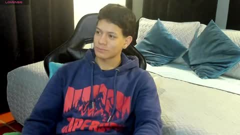 Snapshot of tony_petrov chatting on 06-05-26, 05:58 tony_petrov online show from 06-05-26, 05:58