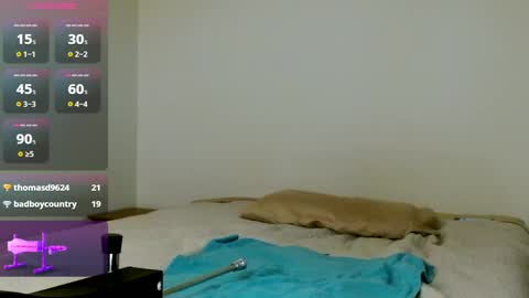 Snapshot of tonycrd chatting on 12-11-24, 11:32 tonycrd online show from 12-11-24, 11:32