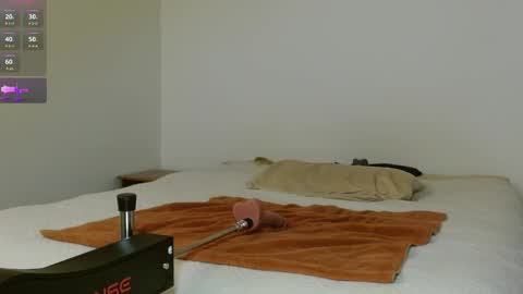 Snapshot of tonycrd chatting on 09-21-25, 03:08 tonycrd online show from 09-21-25, 03:08