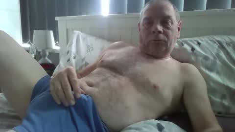 tonygib1962 online show from 04-18-26, 11:25