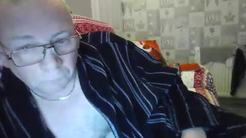 Snapshot of tonygibbson62 chatting on 12-13-24, 12:31 tonygibbson62 online show from 12-13-24, 12:31
