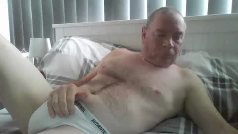 Snapshot of tonygibbson62 chatting on 10-27-25, 09:13 tonygibbson62 online show from 10-27-25, 09:13