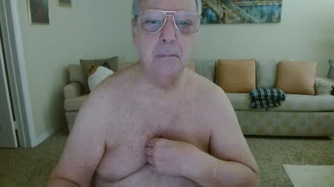 tonysview12000 online show from 02-08-26, 08:23