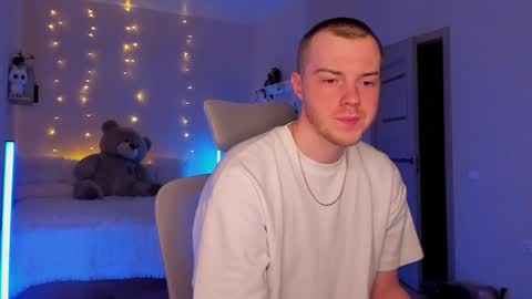 toohornyserj online show from 12-09-24, 08:33