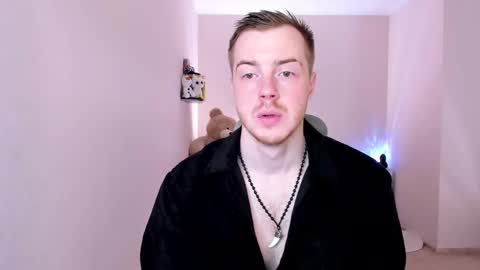 toohornyserj online show from 02-19-25, 10:09