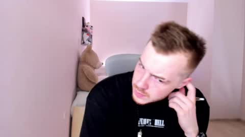 toohornyserj online show from 03-11-25, 09:37