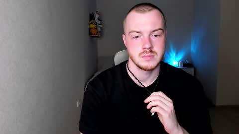 toohornyserj online show from 10-10-25, 08:08