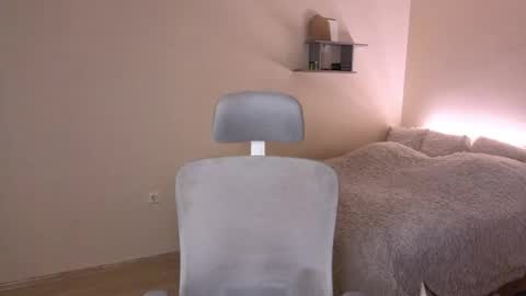 Snapshot of toohornyserj chatting on 04-17-26, 08:01 toohornyserj online show from 04-17-26, 08:01