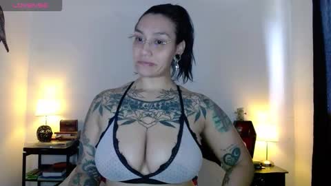 Snapshot of toothyy chatting on 03-23-26, 09:52 toothyy online show from 03-23-26, 09:52