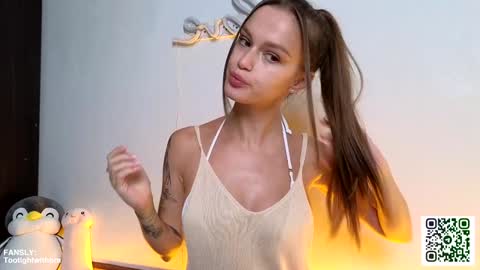 Kira online show from 01-10-25, 05:26