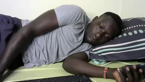 Snapshot of top_rider chatting on 01-07-25, 03:24 Victor online show from 01-07-25, 03:24