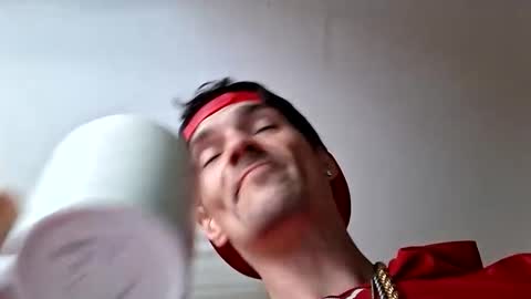 SagMeOreduceMe online show from 04-29-26, 11:25