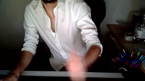 Snapshot of topg84 chatting on 07-26-26, 04:47 Topg84 online show from 07-26-26, 04:47