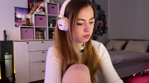 Lina  Next stream January 4  11am UTC 0 online show from 06-04-26, 02:12
