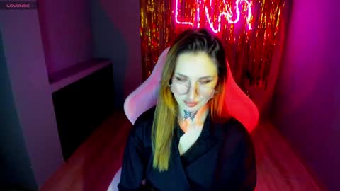 Snapshot of tora_20 chatting on 12-14-24, 11:45 tora online show from 12-14-24, 11:45