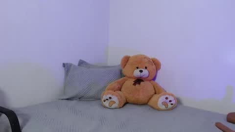 Tori Raven  online show from 05-06-26, 02:29
