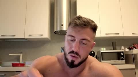 Snapshot of toro_arrapato chatting on 09-13-25, 02:06 toro_arrapato online show from 09-13-25, 02:06