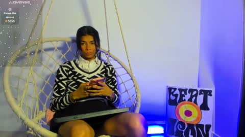 Tory Love online show from 02-01-25, 02:26
