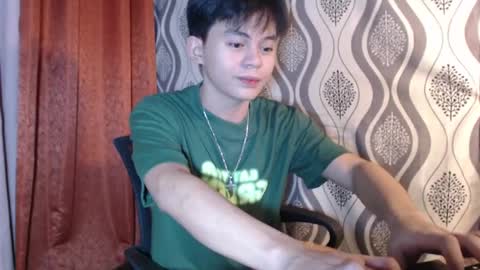 Toshiro online show from 12-24-24, 12:22