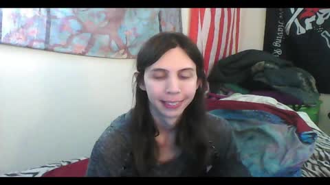 Luna online show from 01-31-25, 04:14