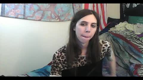 Luna online show from 09-22-25, 03:08