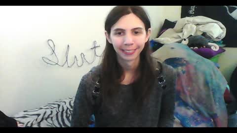 Luna online show from 10-23-25, 01:49