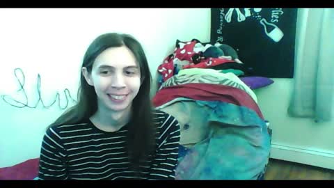 Snapshot of totalfuckingadorable chatting on 02-17-26, 04:31 Luna online show from 02-17-26, 04:31