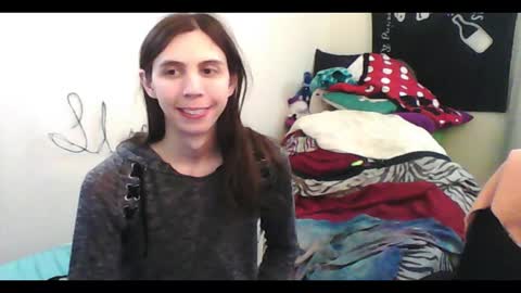 Snapshot of totalfuckingadorable chatting on 02-20-26, 06:26 Luna online show from 02-20-26, 06:26