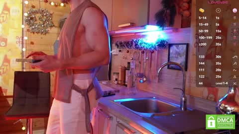 Snapshot of touch_of_eros chatting on 12-14-24, 05:40 Paul online show from 12-14-24, 05:40