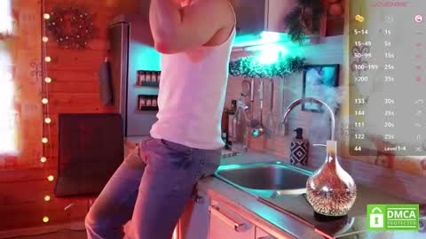 Snapshot of touch_of_eros chatting on 01-21-25, 08:52 Paul online show from 01-21-25, 08:52