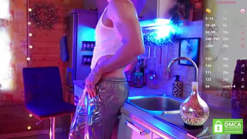 Snapshot of touch_of_eros chatting on 02-02-25, 08:46 Paul online show from 02-02-25, 08:46