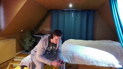 Snapshot of touch_of_eros chatting on 02-23-25, 01:53 Paul online show from 02-23-25, 01:53