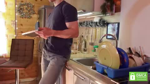 Snapshot of touch_of_eros chatting on 02-26-25, 11:09 Paul online show from 02-26-25, 11:09