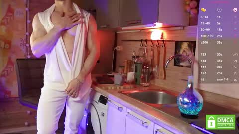 Paul online show from 11-05-25, 04:01