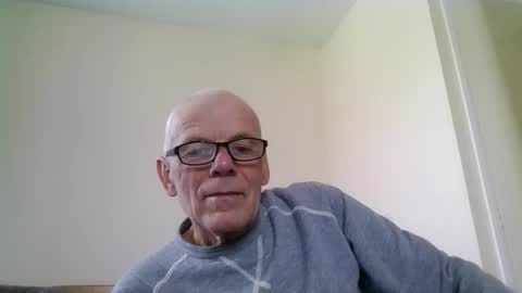 Snapshot of touche5656607203 chatting on 03-11-25, 11:44 touche5656607203 online show from 03-11-25, 11:44