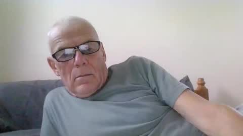 Snapshot of touche5656607203 chatting on 10-22-25, 08:36 touche5656607203 online show from 10-22-25, 08:36