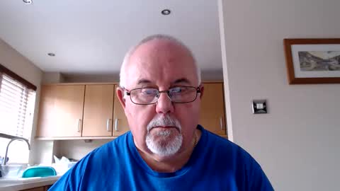 Snapshot of touchwood25 chatting on 10-10-25, 10:14 TOUCHWOOD25 online show from 10-10-25, 10:14