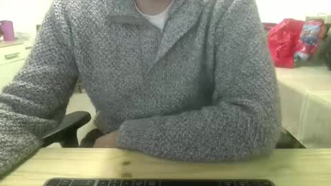 toumout222 online show from 12-22-25, 03:20