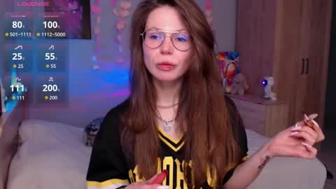 toxkiss online show from 10-14-25, 11:00