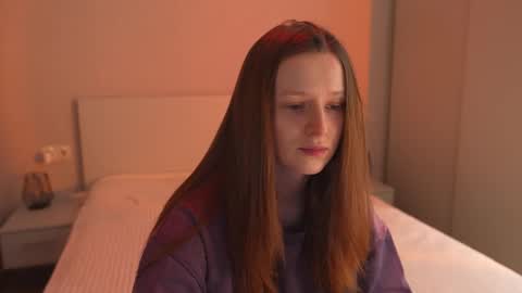 Bella online show from 11-27-25, 04:09