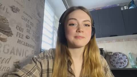 Mia online show from 02-11-26, 08:30