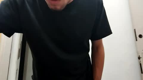Snapshot of toyboysquirt chatting on 04-03-26, 06:44 toyboysquirt online show from 04-03-26, 06:44