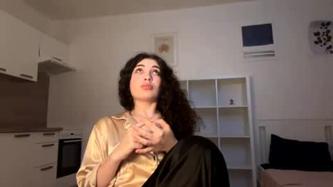 Snapshot of tracithetford chatting on 07-30-26, 06:51 Alex3 online show from 07-30-26, 06:51