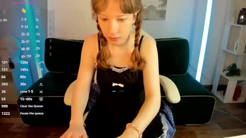 tracy_aww online show from 03-18-26, 08:50