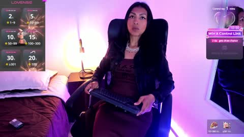 Snapshot of tracy_lambo chatting on 01-13-25, 08:26 tracy online show from 01-13-25, 08:26